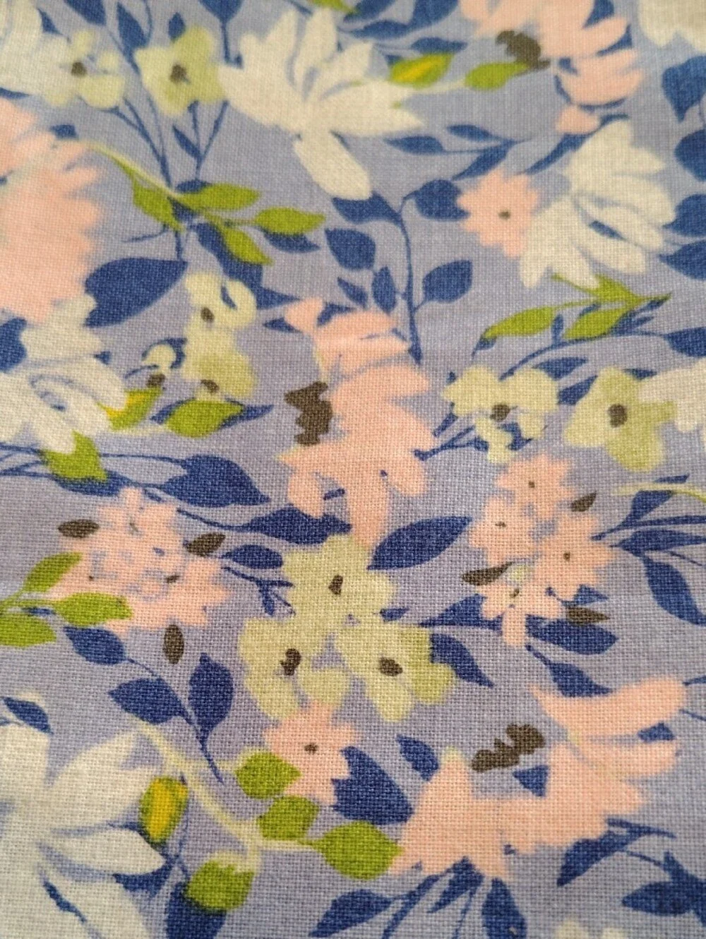 Assorted Cotton Fabric Remnant Bundle Eight Pieces -  Fat Quarter Size And Up